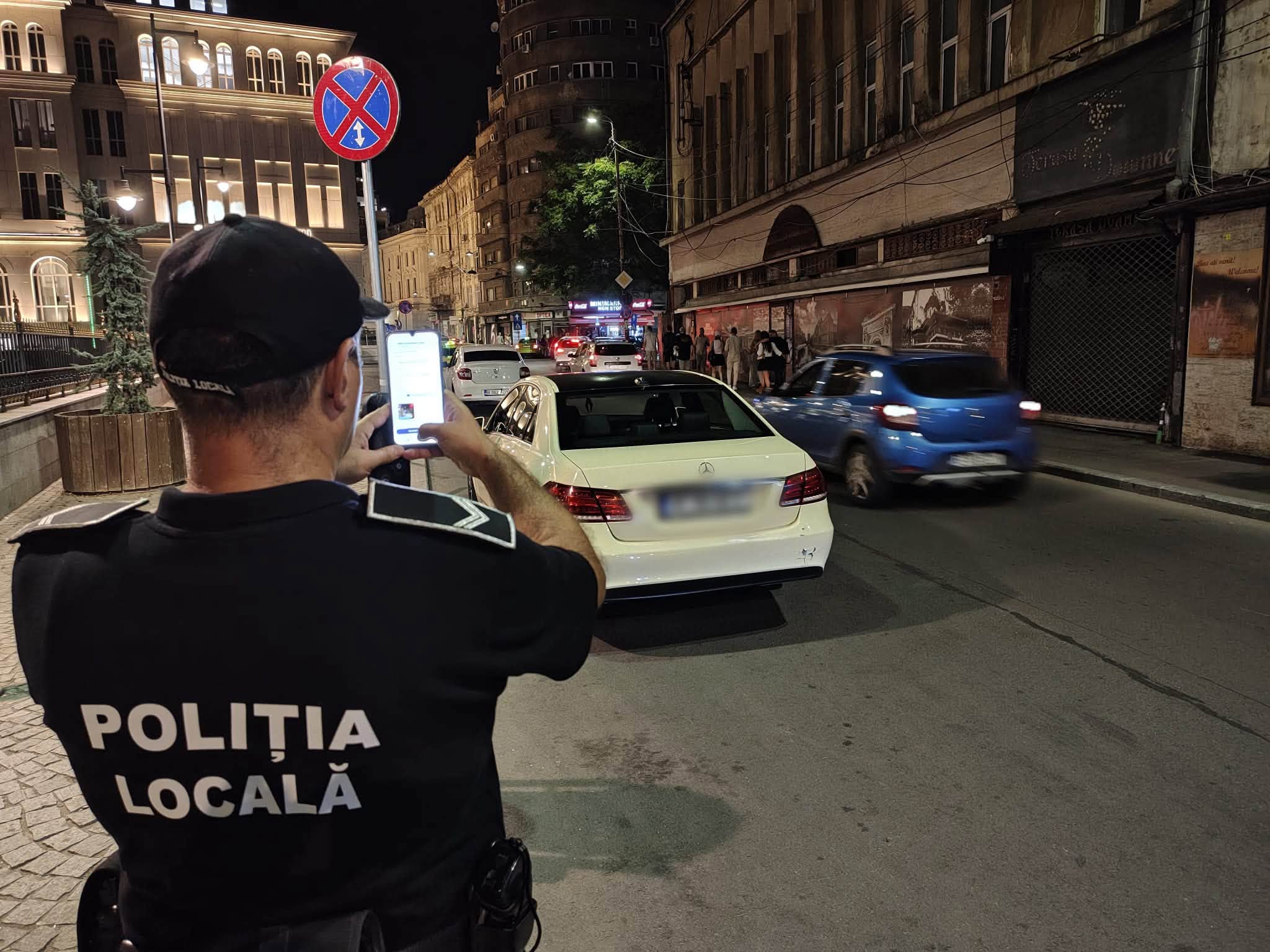Unii șoferi au confundat Centrul Istoric cu o parcare publică