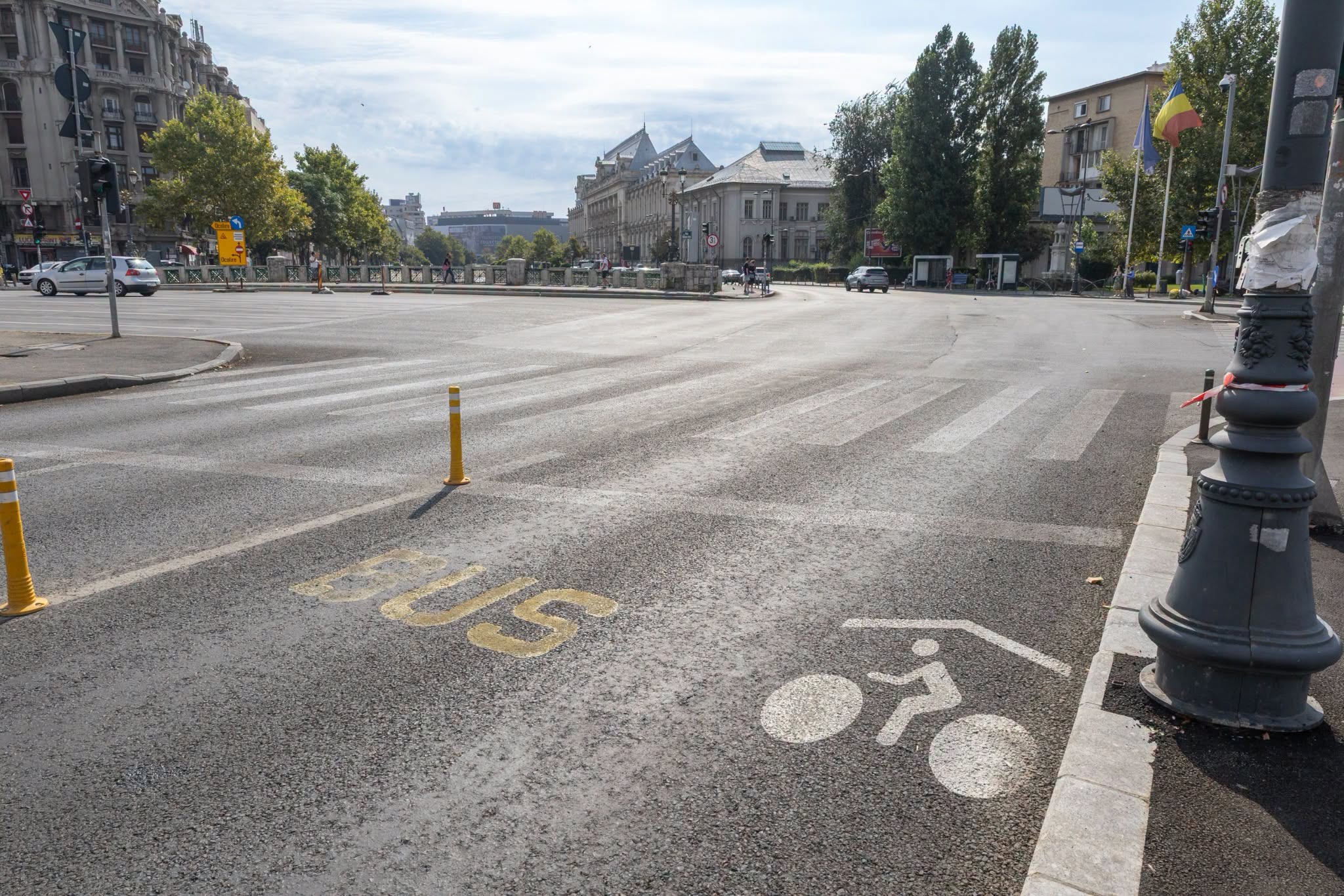 Vom urmări respectarea acestei amenajări, astfel încât banda comună să rămână destinată circulației bicicletelor și transportului public