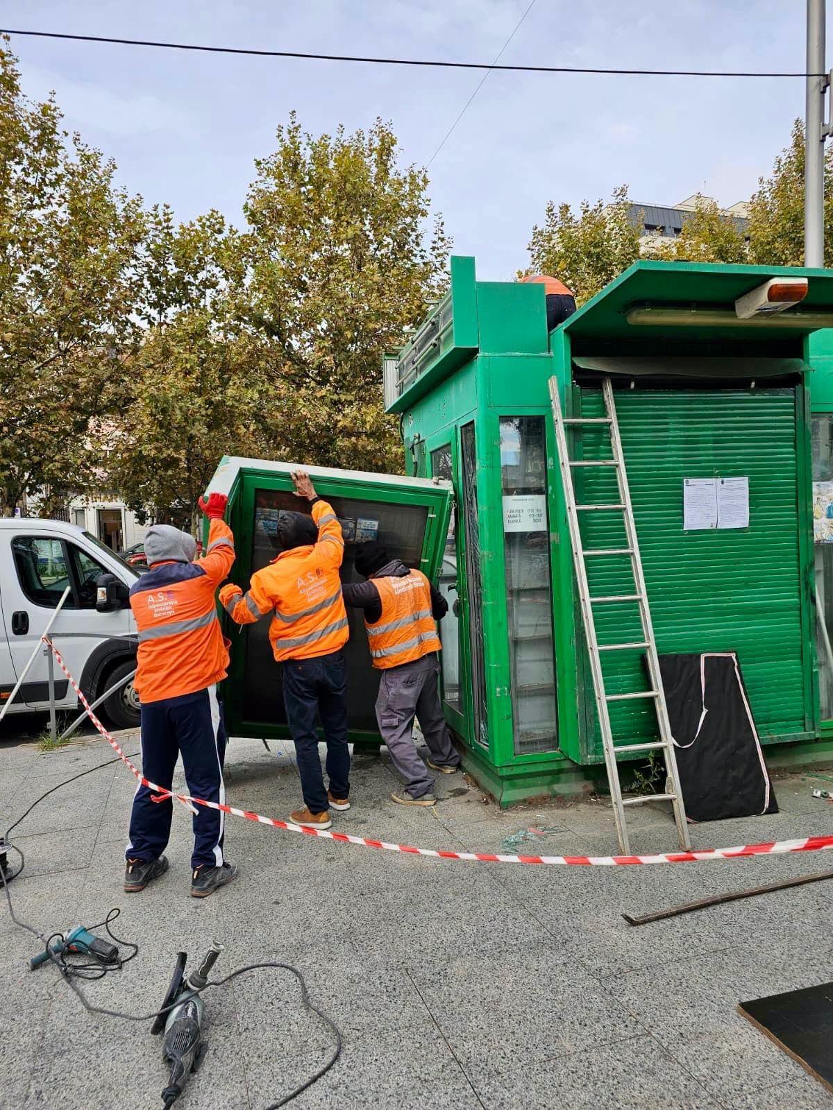 Construcția ocupa ilegal spațiul public